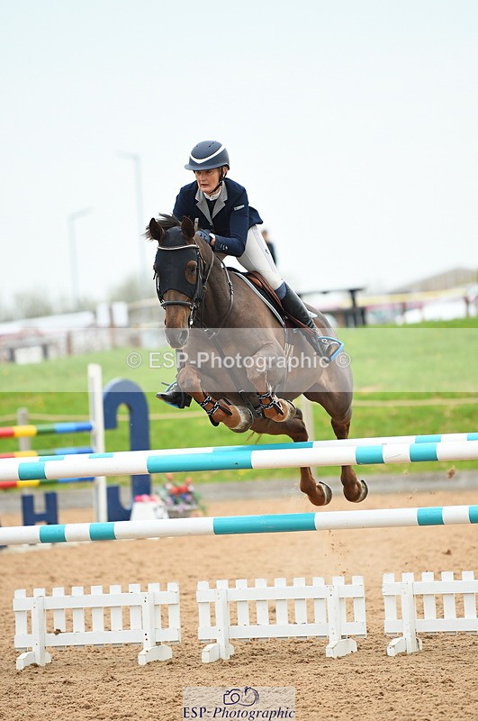 230504A-105436-00658 - Cls 9 Snr 1.20m Open