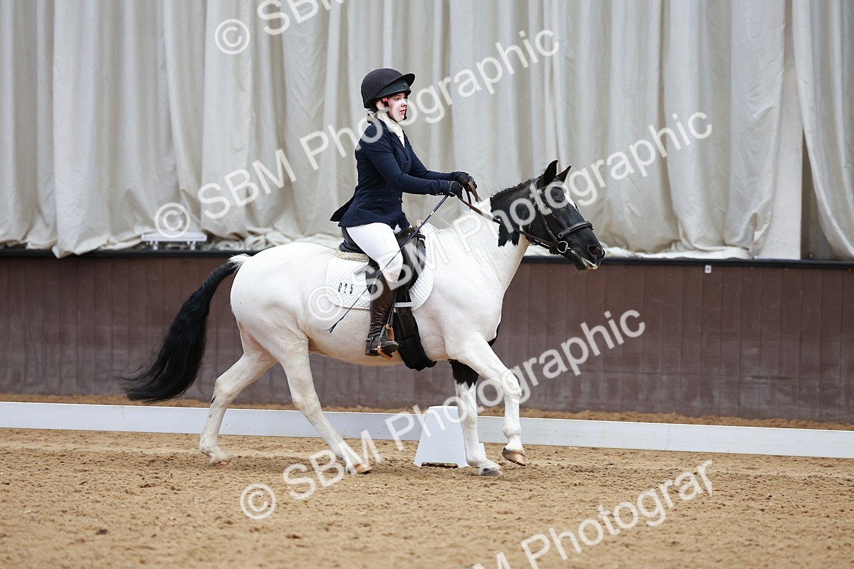 SBM_002910 - Class 14 - Novice 2