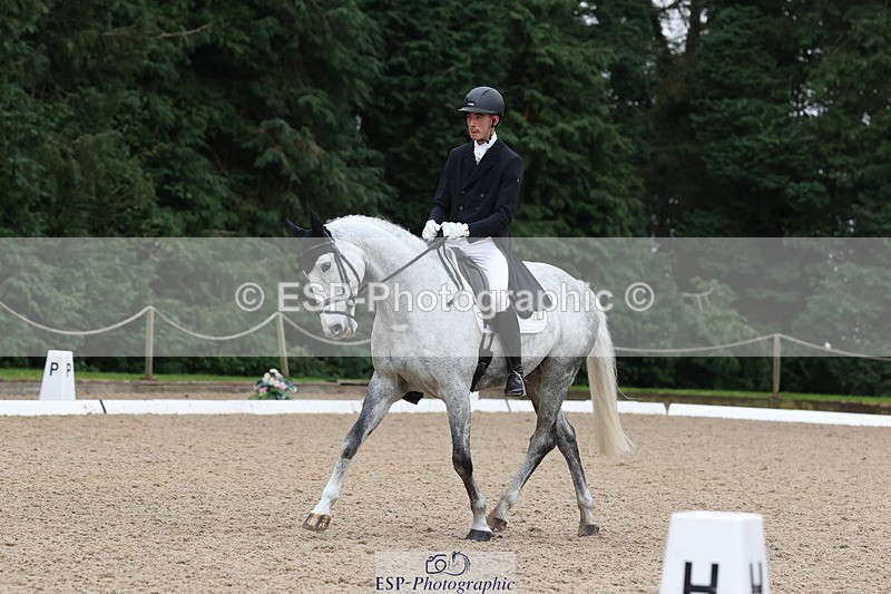 241024-155457-04941 - 236-Musa.Hussain-LIQUID.LUCK