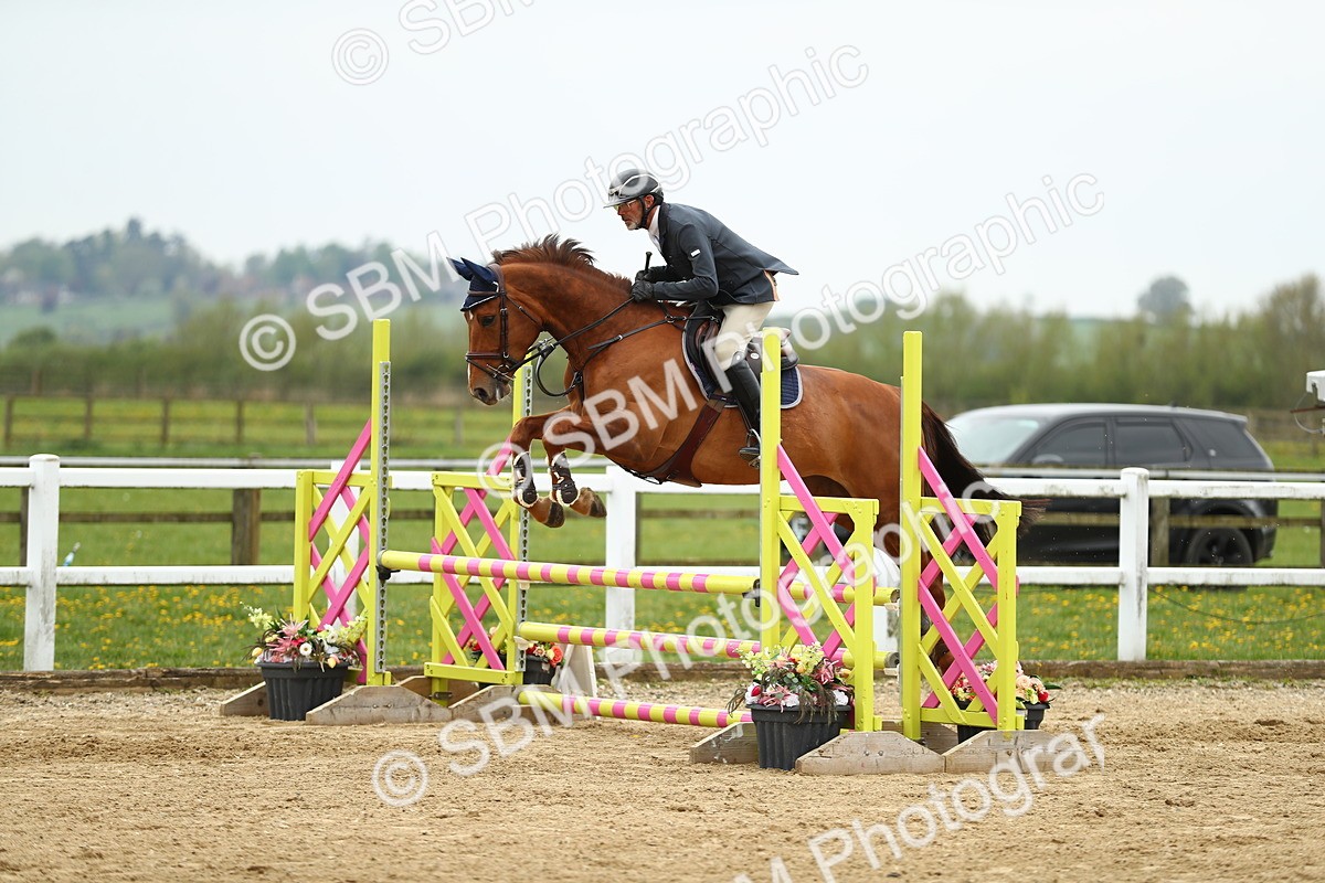 SBM_000527 - Class 2 - Senior British Novice 90cm