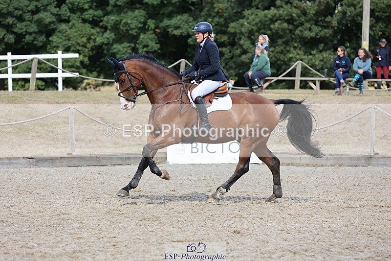 250829A-111728-01330 - Cls 7 British Novice and 90cm