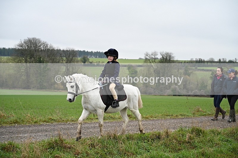 WJ7_9682 - Walk out..