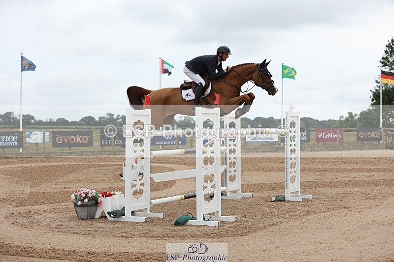 250719-173907-17403 - Cls 7, 3 Star Big Tour Break to End