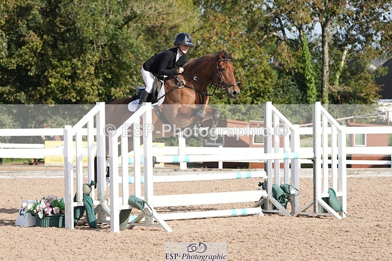 251005-104258-02621 - Cls 22 British Novice and 90cm