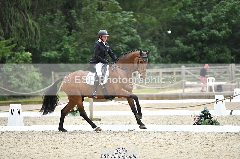 230525-132455-02157 - 116-MONBEG_DARWIN-Michael_Owen-WEDTrotUp+DR