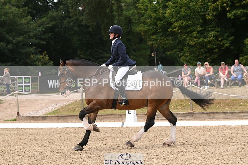 250719A-120422-04598 - 026-Carol.Quantrill-Cormoy.Lad