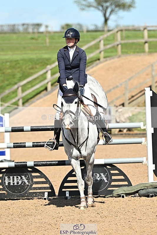 250416-152847-01757 - Cls 6 Foxhunter and 1.20m
