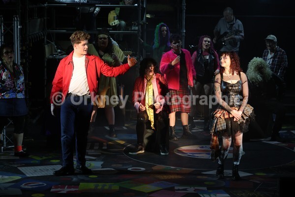 DAD13182 - We Will Rock You