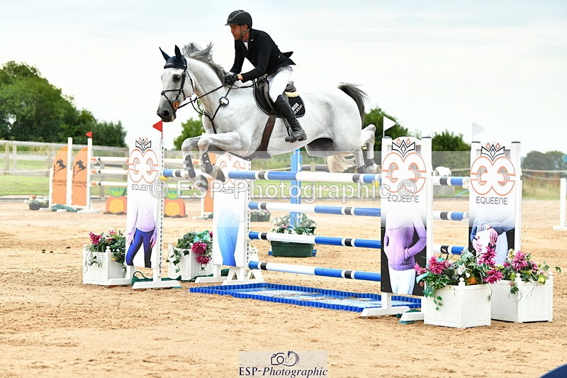 230720A-154852-04046 - Cls 9, 2 Star Big 1.40m Start to break