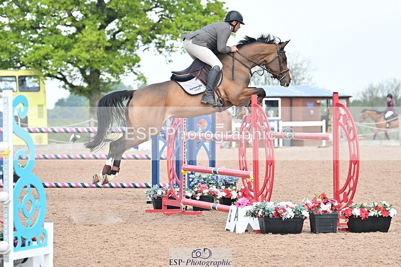 240512A-104519-17361 - Cls 48 National 1.30m Open