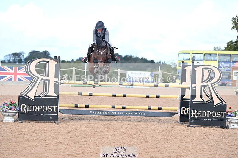 231014A-112017-04356 - Cls 18 Newcomers & 1.10m Open