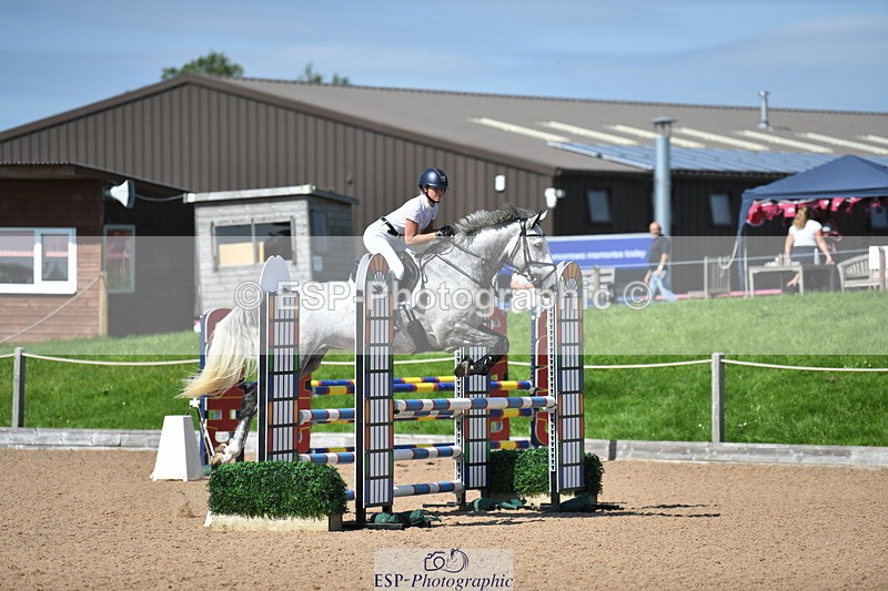 230903A-132730-04788 - Cls 15B U21 Intro 1m