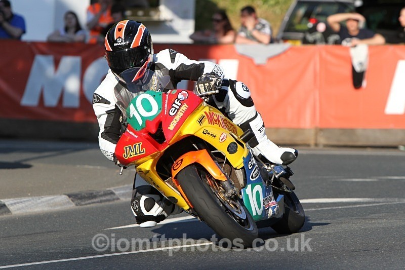  - Saturday Practice Newcomers/Supertwins