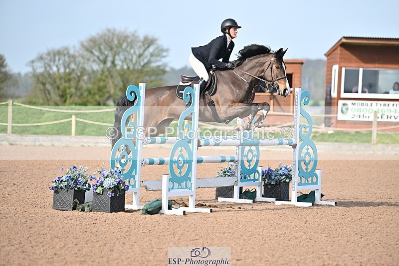 240315A-100134-00165 - Cls 1 Seniors 1.05 and 1.10m Open