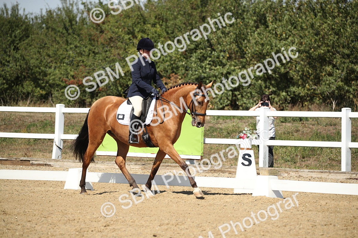 SBM_005710 - Class 11 - Novice 5 - 13.19-14.22