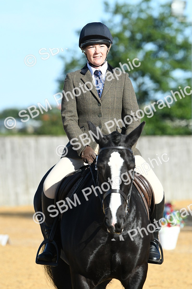 SBM_16092 - D4 - Small Tour Championship - Intro B
