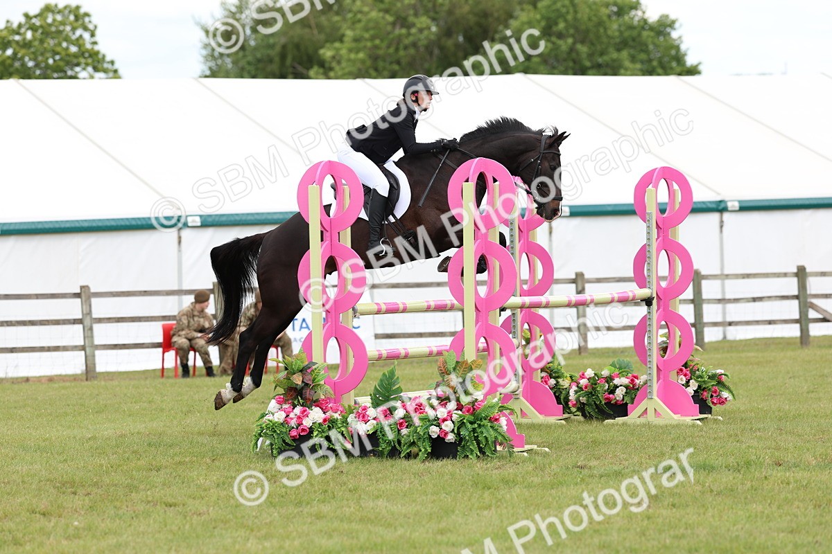 SBM_15710 - Class 207 - Senior 1.15m Open