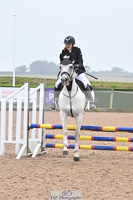 240813-190035-00830 - Classes 5 A&B & 6 80cm