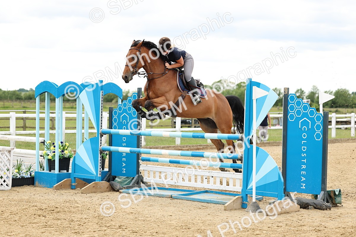 SBM_006230 - Class 19 - Senior Newcomers - 1.10m