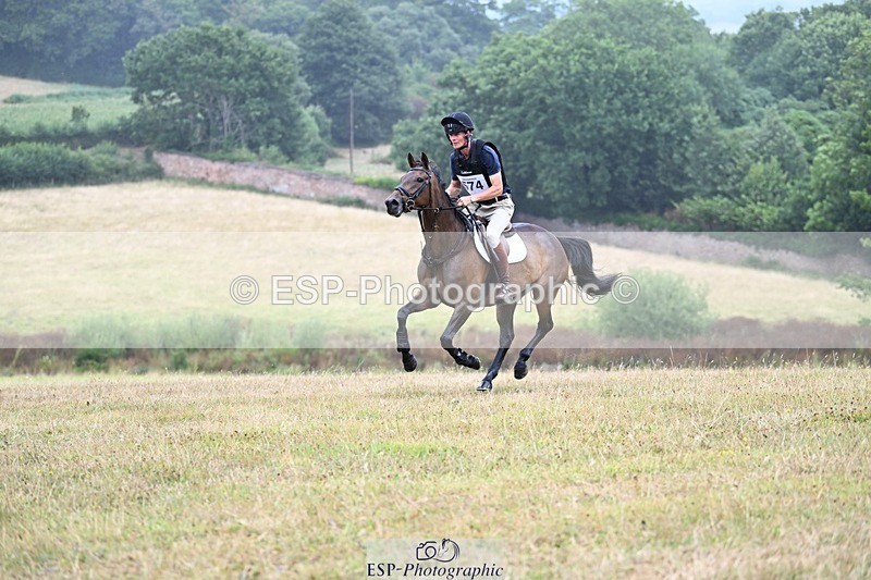 250803A-131420-13605 - M-574-William.Fox-Pitt-JABBEKA