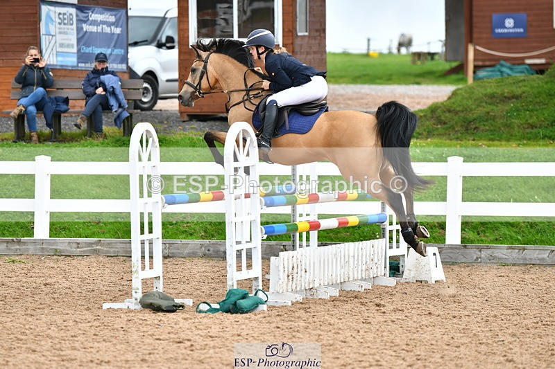 230819A-121255-00478 - Cls 25 Pony Newcomers & 1m Open