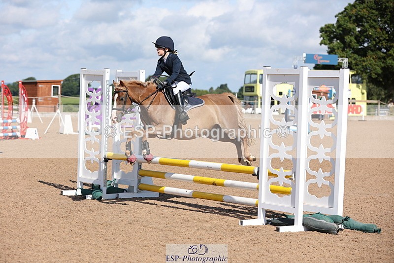 240714A-092539-01560 - Cls 1&2 128cm 10yrs & 70cm Open