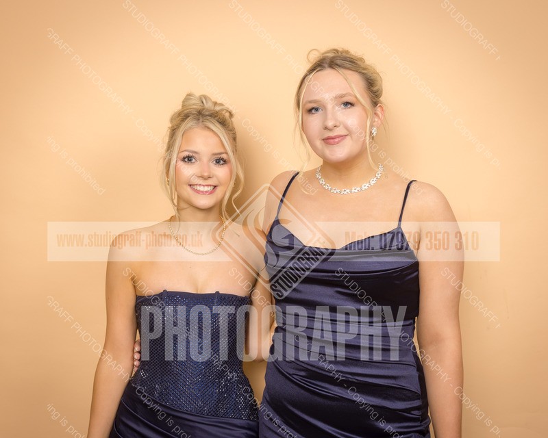 R5L1_2627 - Thurso high school 2025 - Senior prom