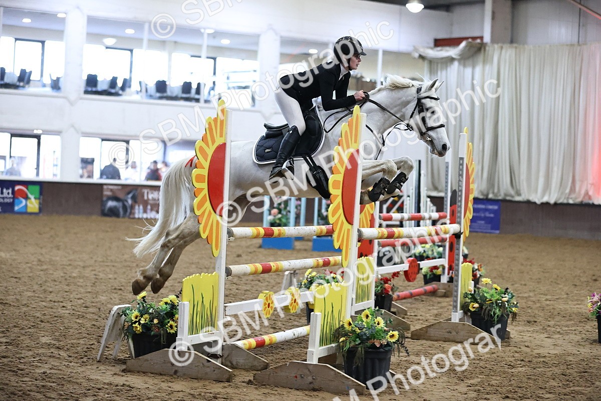 SBM_004881 - Class 16 - Senior Newcomers - 1.10m