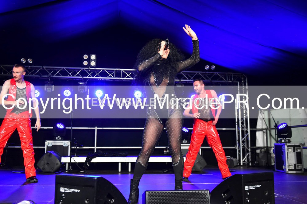 SH4_6553 - The Cher Experience