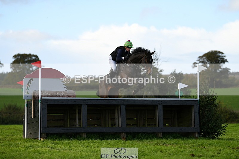 251024A-154817-14885 - C-251-Isabelle.Downes