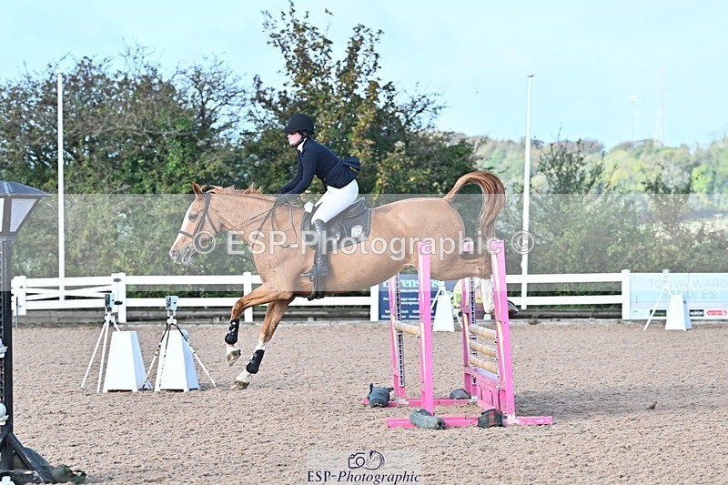 261014-103707-00049 - Clear Round & Cls 02 Brit Nov & 90cm Open