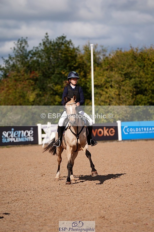 250921-113400-02727 - Cls 21+22 Club and Schools 70cm