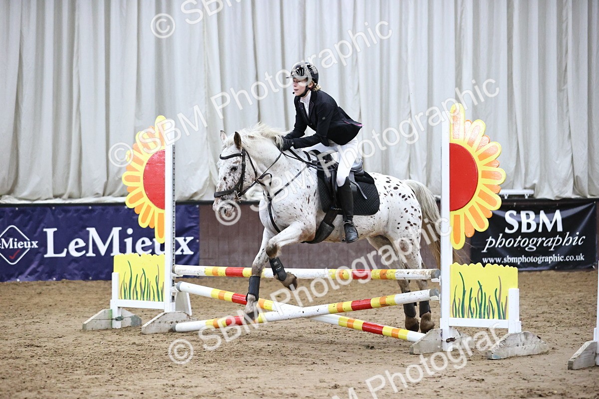 SBM_001891 - Class 5 - Henlow Veterinary Hospital 70cm