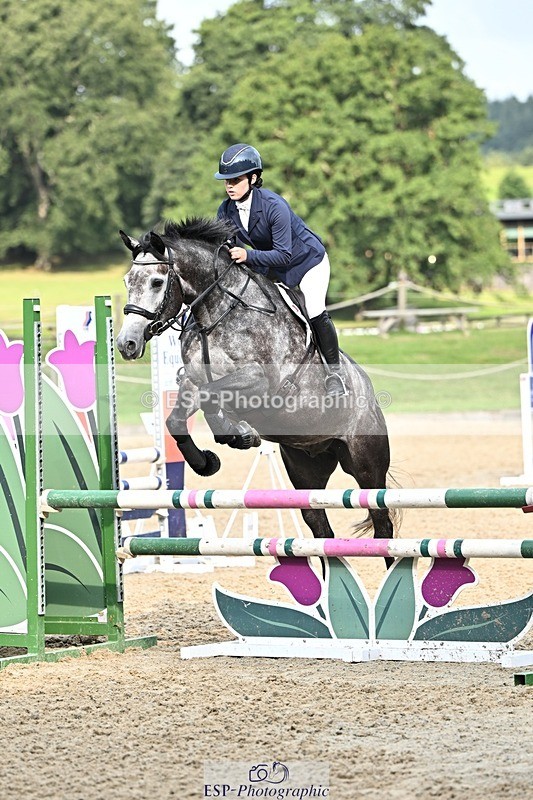 240818-092456-03387 - Cls 8A Snr British Novice