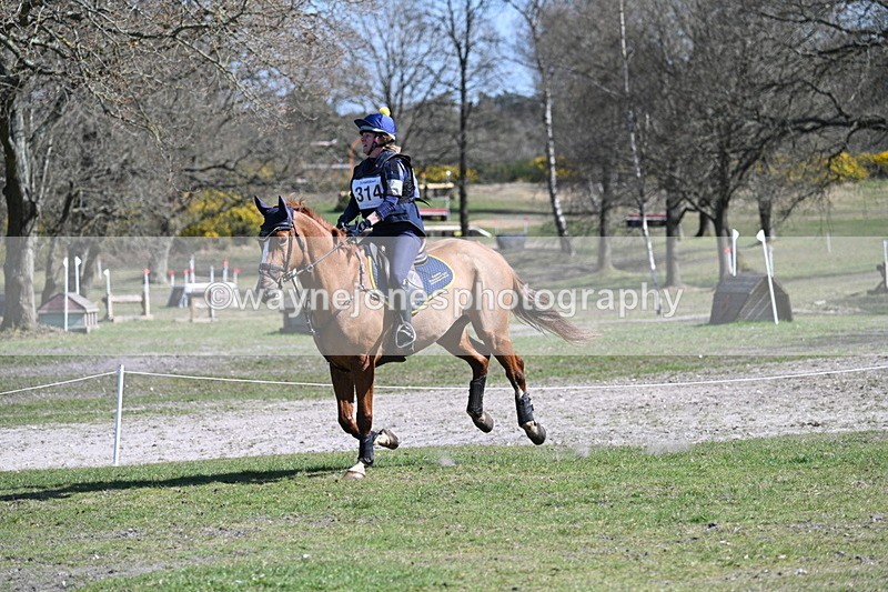 WJ7_0982 - XC Time 13:22 to 13:28