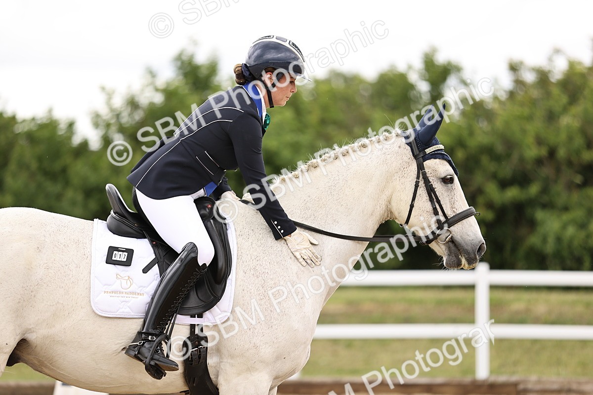 SBM_002081 - Class 2 - Novice 4 - 10.36-11.39