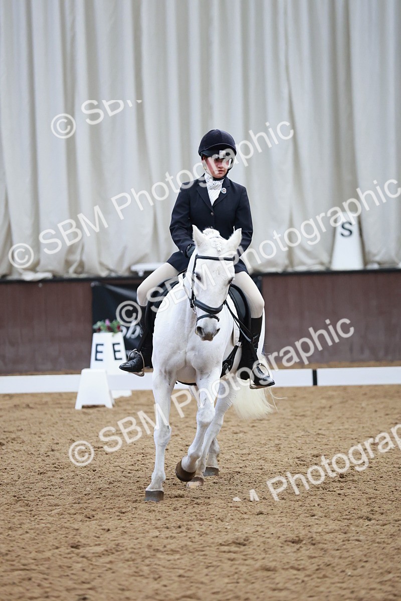 SBM_004044 - Class 2 - Novice 2020