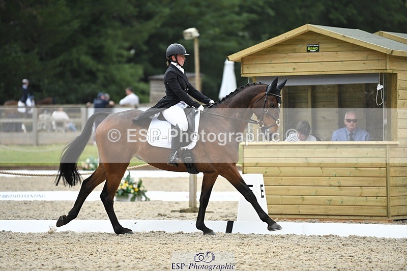 230525-124427-02021 - 110-SAM-Zoe_Boyles-WEDTrotUp+DR