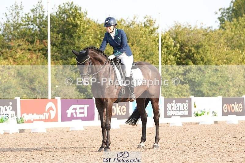 250817-084358-07302 - 144-Hayley.JamesKingstone-W