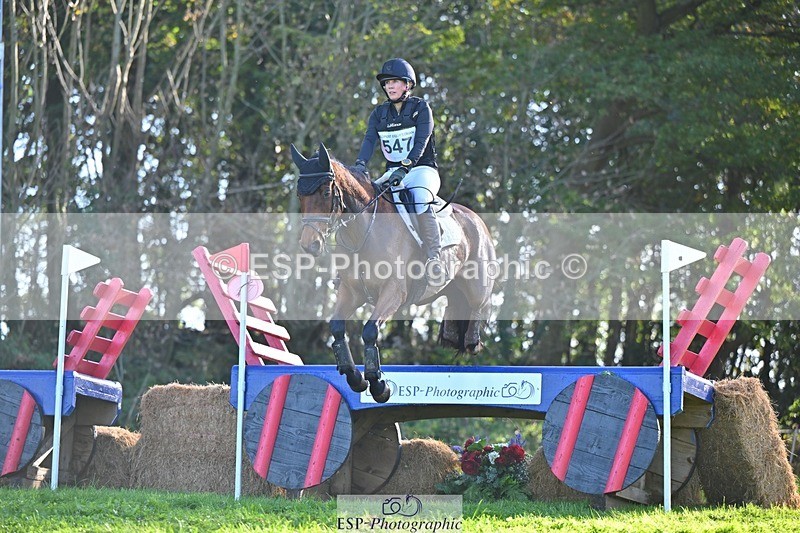 241026-145233-14547 - 547-Lara.Salter-NAOMIE.VAN.DE.BROUWERSHOEVE