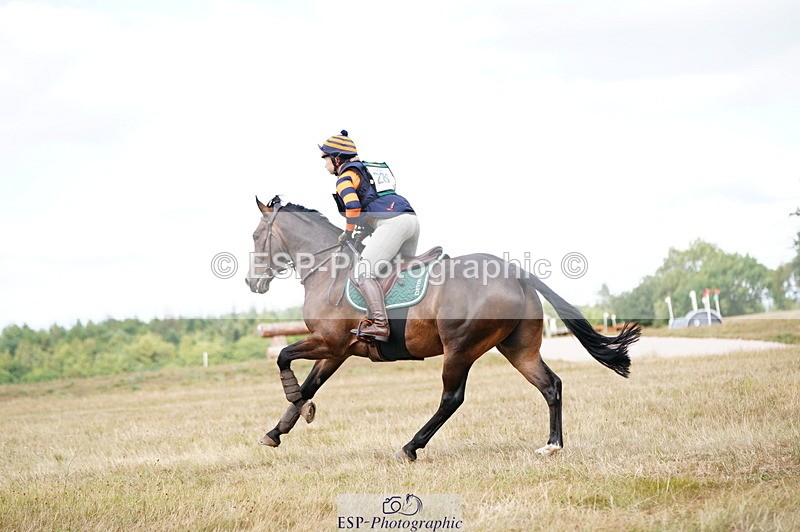 250802A-160214-07879 - F-280-Letitia.Pickles-LAWSON