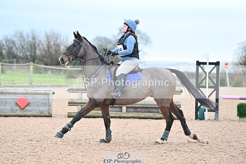 231217A-100806-00047 - 70cm