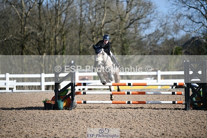 250330-100939-06012 - Cls 32 British Novice and 90cm