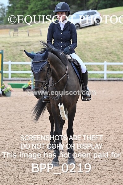 BPP_0219 - CLASS 25 SUN HOYS Redpost Equestrian Senior Foxhunter Second Round
