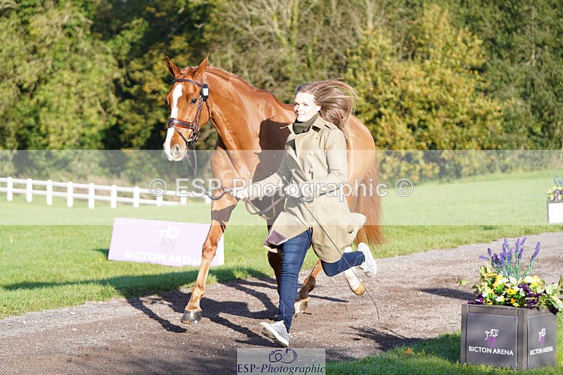 241026-101834-11763 - 010-Julia.Norman-SCOTCH.ON.THE.ROCK'Z