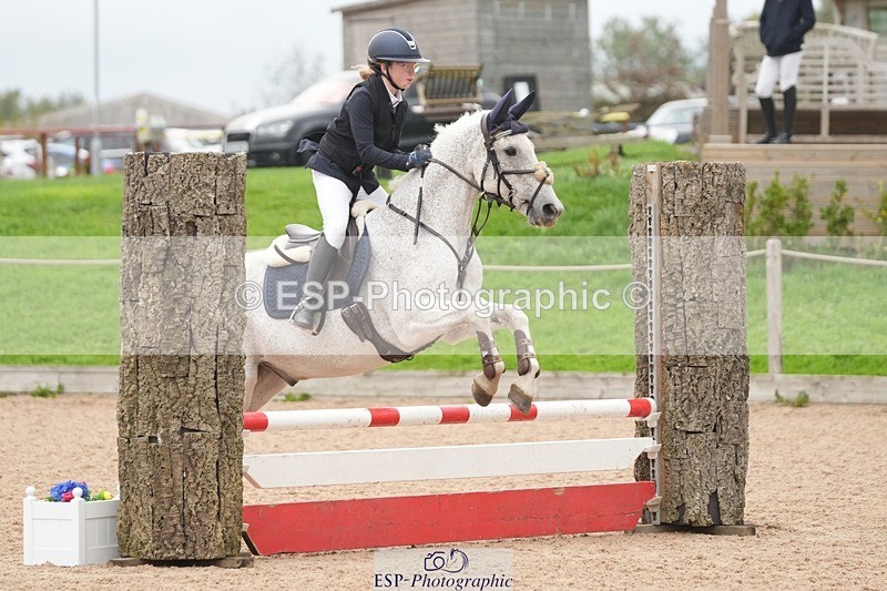 250920-093721-00501 - Cls 3 Pony Intro 70cm