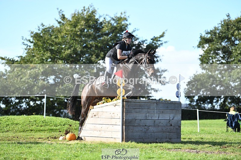 231022-115609-26302 - 203-VAN.WILDER-Mia.Ketcher-XC