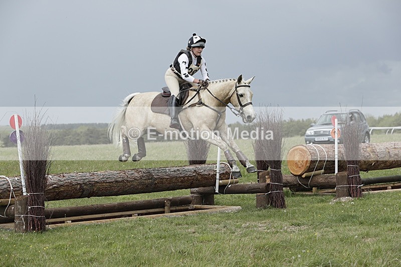 BVHT 140517  NXC -194 - Class 2 XC Novice 14/05/17