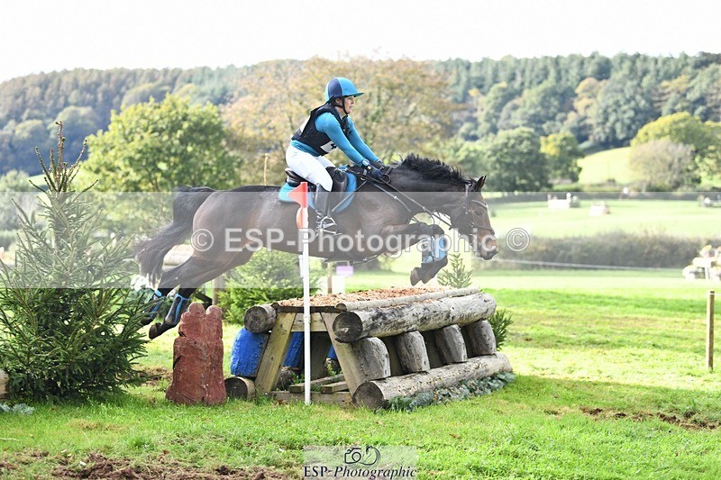 231021-152951-19518 - 496-HIGHDALE.AUTUMN.SUNRISE-Vicky.Stacey-SC+XC