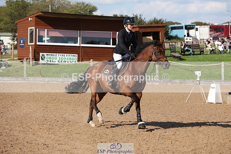 230915A-155945-02998 - Cls 6 Snr 1.05m Derby